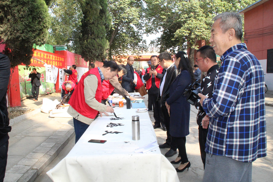 1540368878915465.jpg 70.JPG